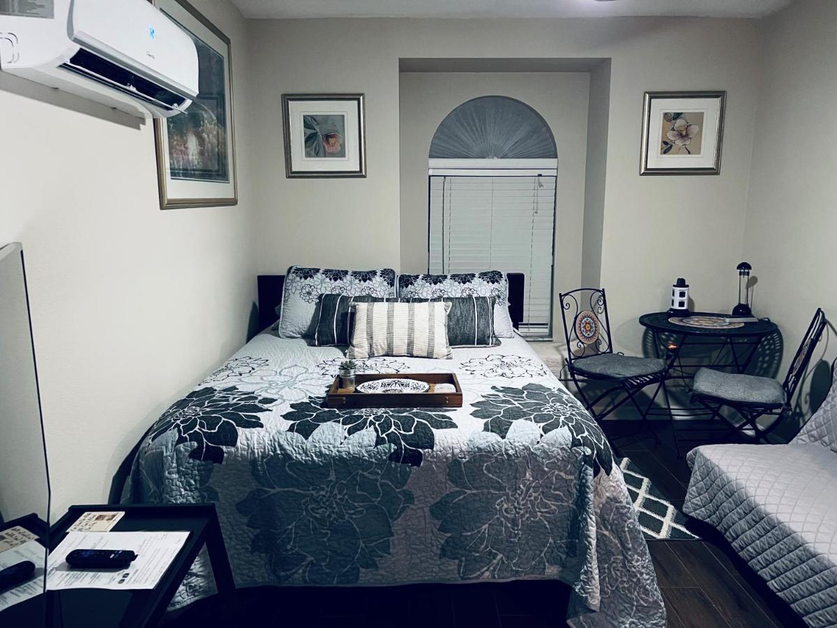 Ruskin Fl Private 2 Bdrm 1 Bath Suite Common Areas Shared With Host And Cat Ngoại thất bức ảnh