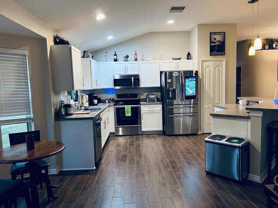 Ruskin Fl Private 2 Bdrm 1 Bath Suite Common Areas Shared With Host And Cat Ngoại thất bức ảnh